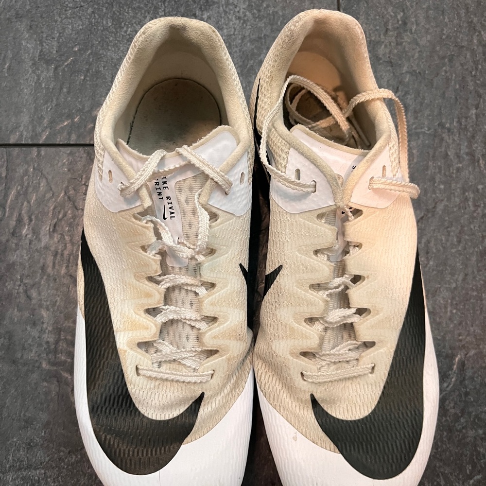 Nike Track Spikes - Picture 3 of 3